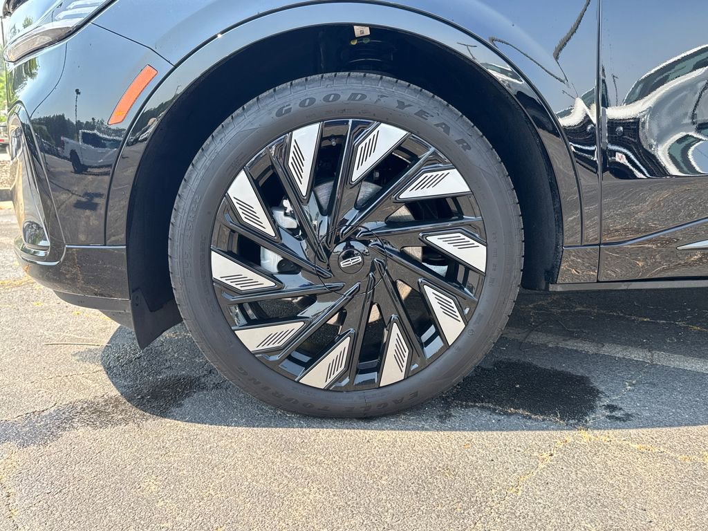 Used 2025 Lincoln Nautilus Reserve w/ Jet Appearance Package AWD/4WD image 16