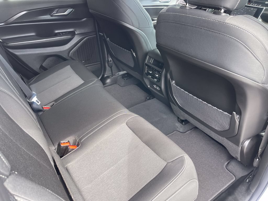 New 2026 Jeep Grand Cherokee Laredo RWD image 15