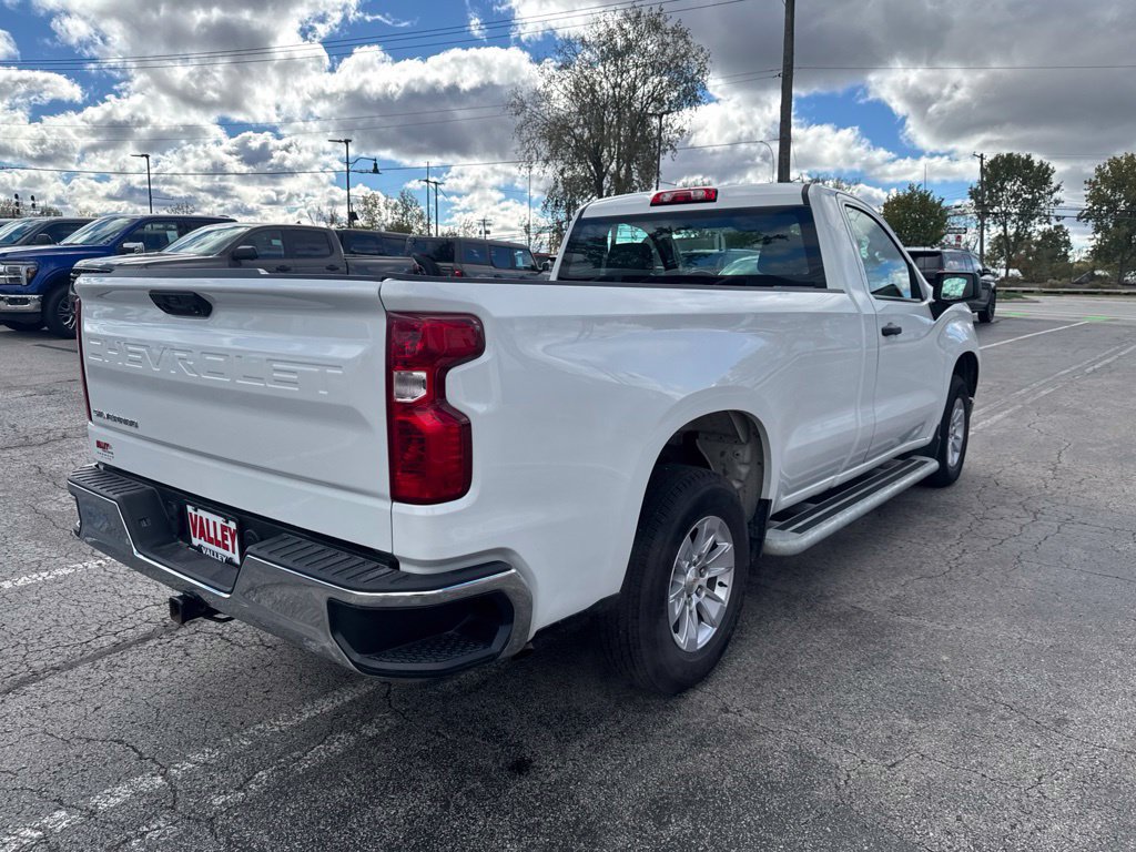Used 2025 Chevrolet Silverado 1500 W/T RWD image 5