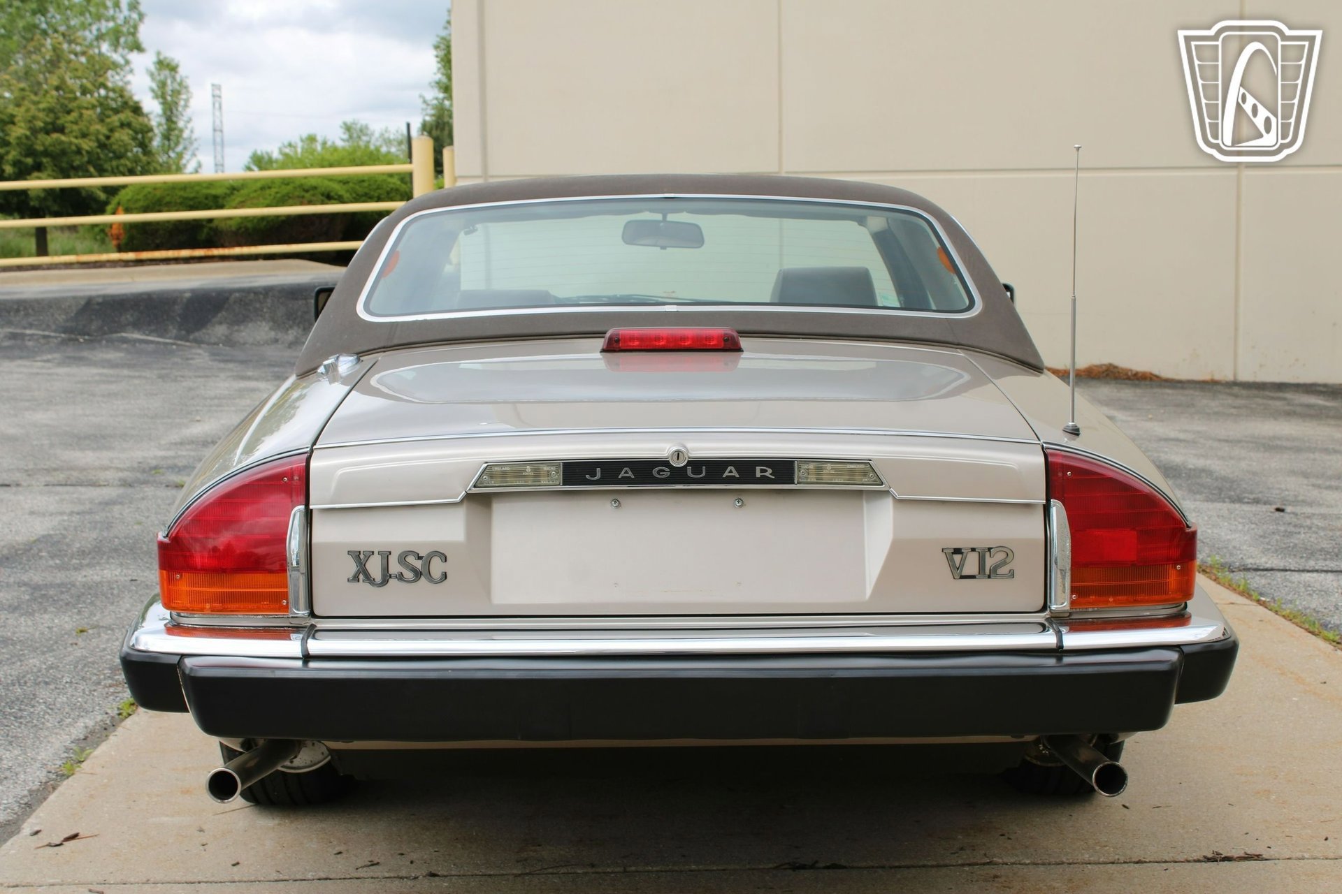 Used 1988 Jaguar XJS V12 Convertible image 16