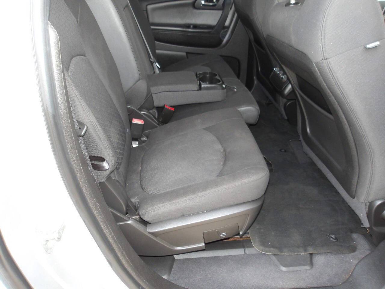 Used 2012 Chevrolet Traverse LT image 20