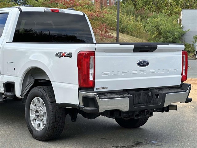 Used 2024 Ford F250 XLT w/ Snow Plow Prep Package image 4