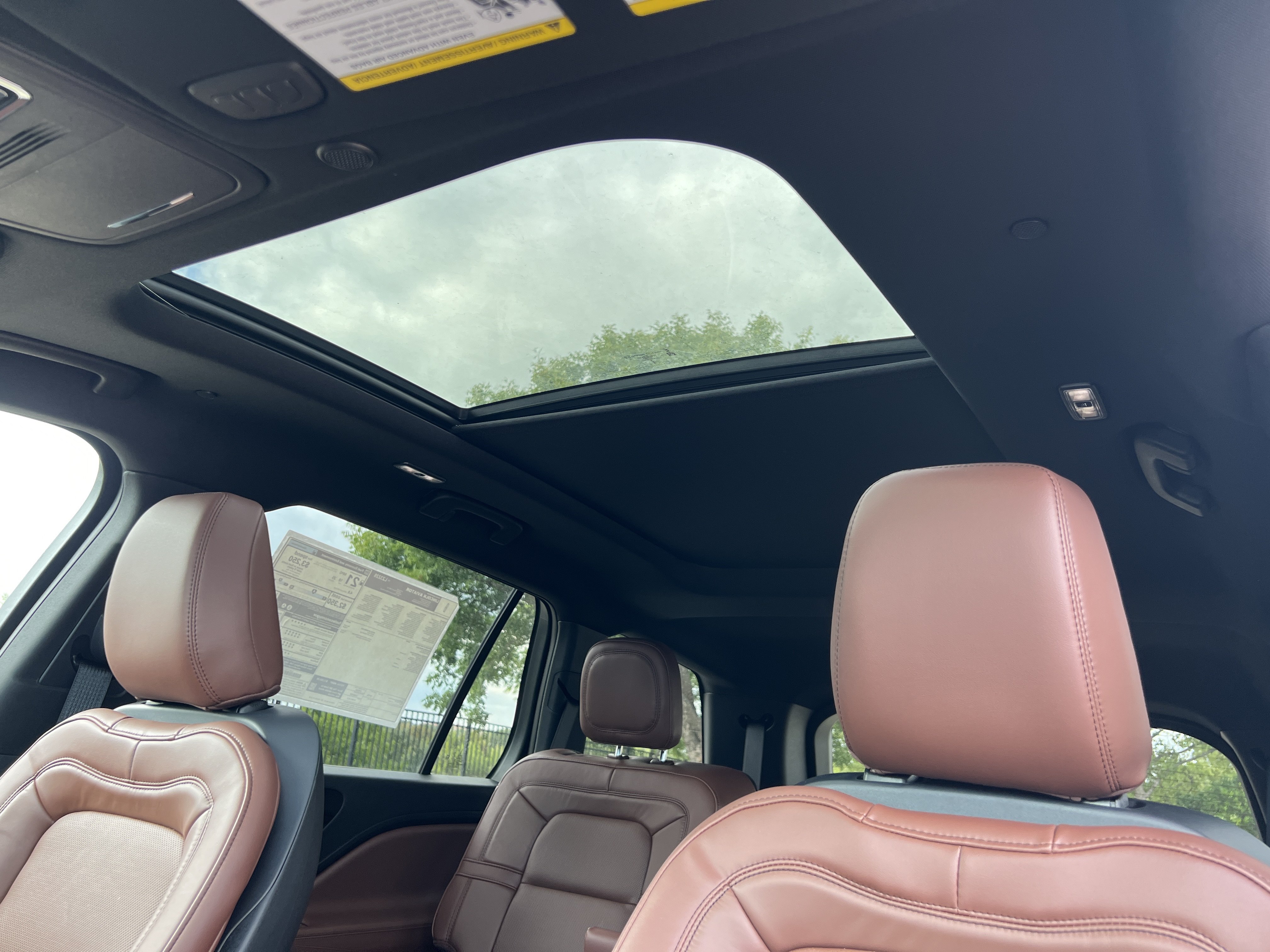 New 2026 Lincoln Aviator Reserve w/ Jet Appearance Package RWD image 25