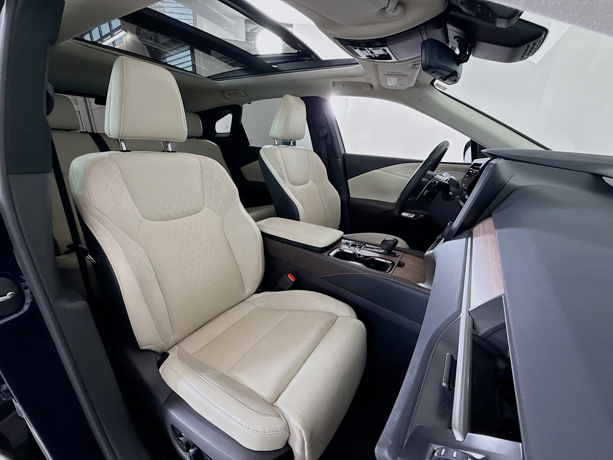 Certified 2025 Lexus RX 350 AWD w/ Convenience Package image 27