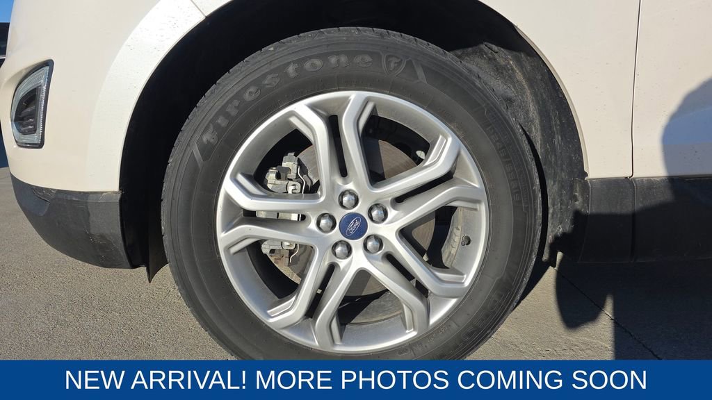 Used 2015 Ford Edge Titanium w/ Technology Package image 9
