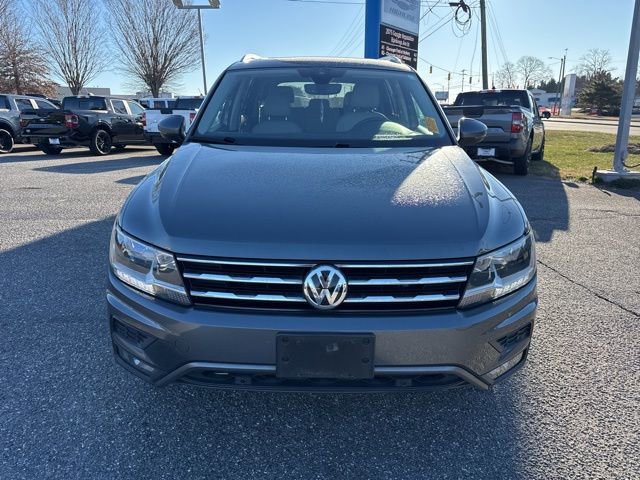 Used 2020 Volkswagen Tiguan SEL image 3