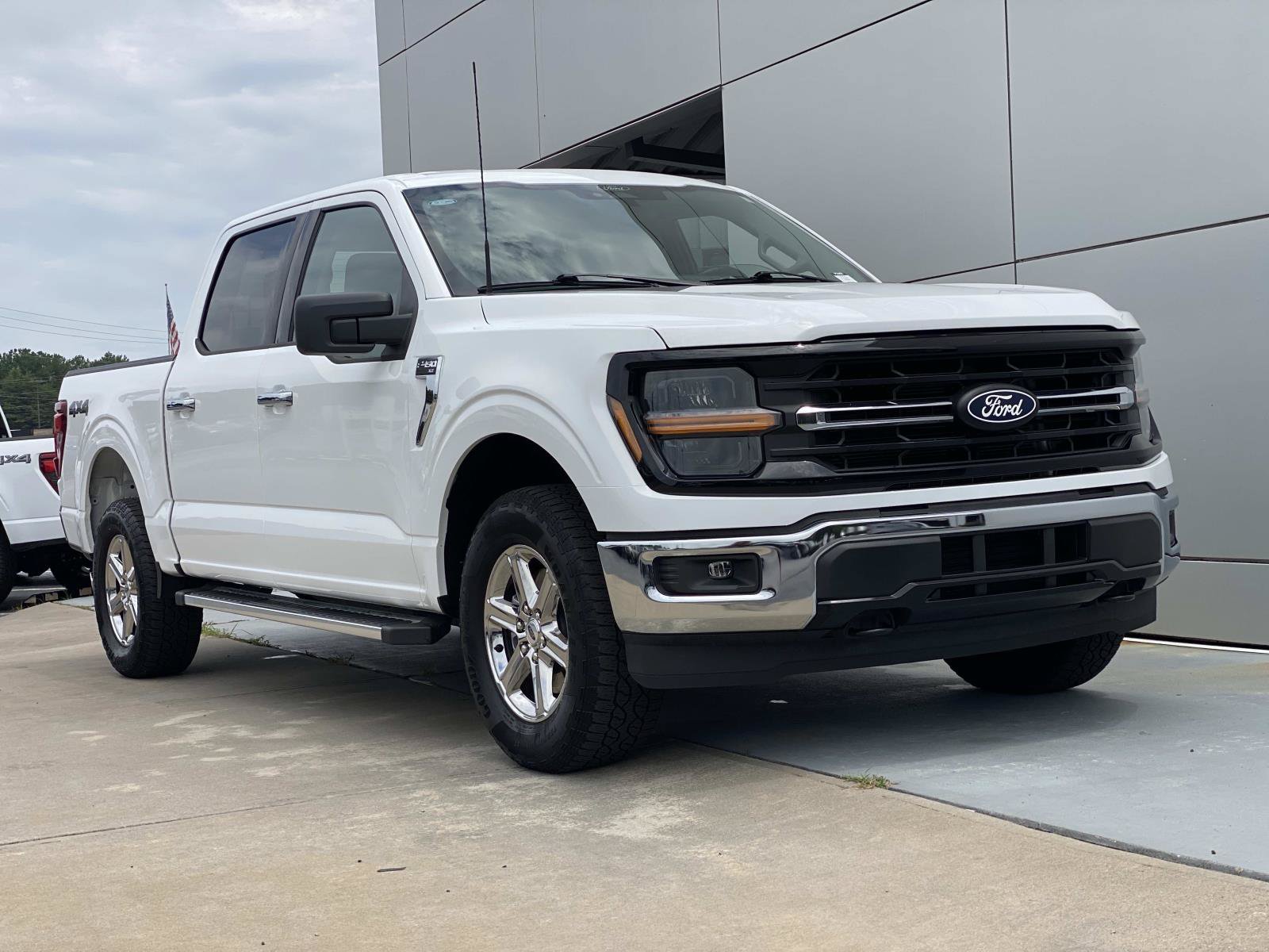 Used 2025 Ford F150 XLT w/ Equipment Group 301A Standard AWD/4WD image 1