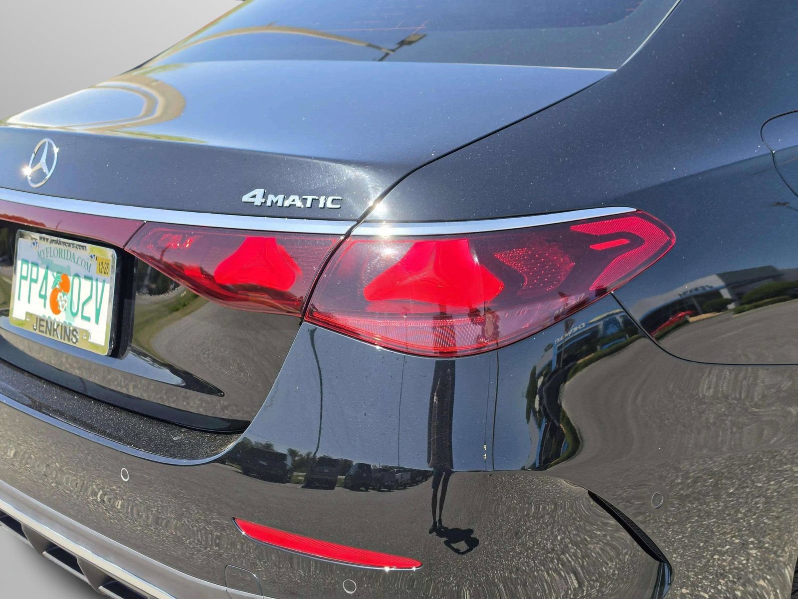 Used 2025 Mercedes-Benz E 350 4MATIC Sedan image 38