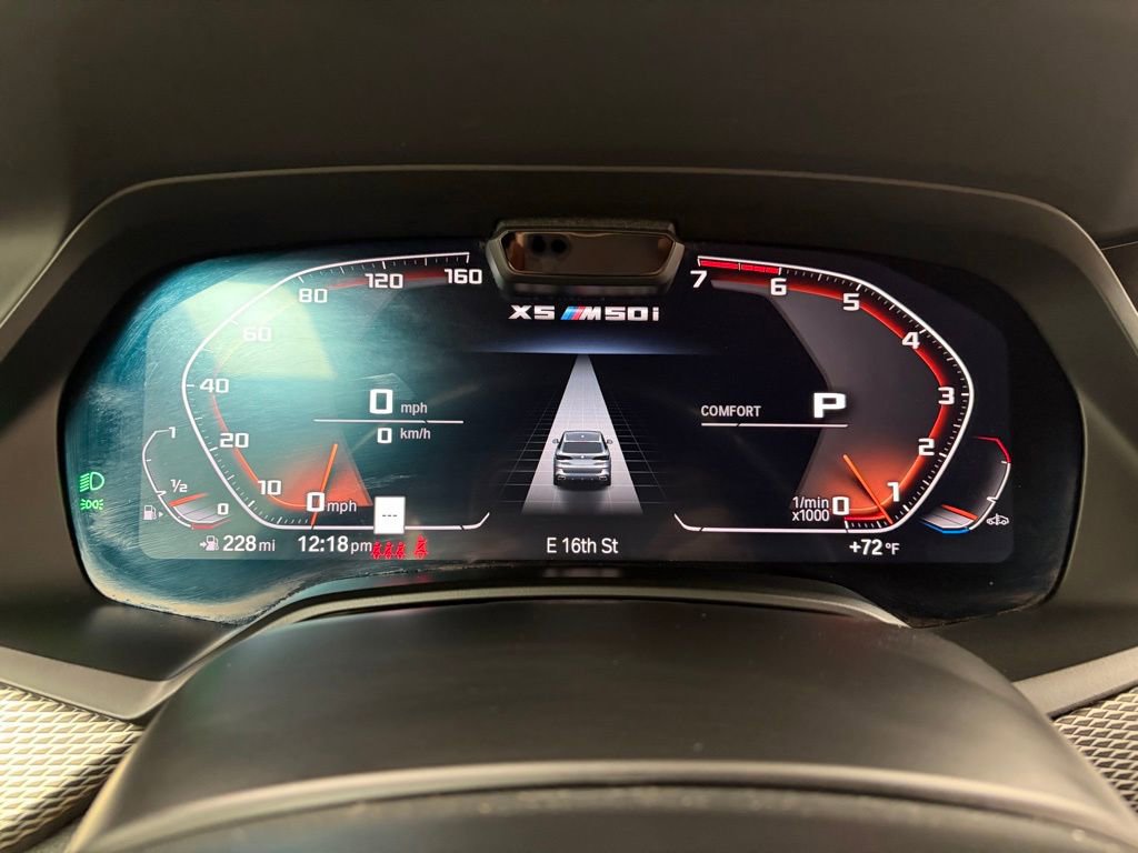 Used 2022 BMW X5 M50i w/ Executive Package image 21