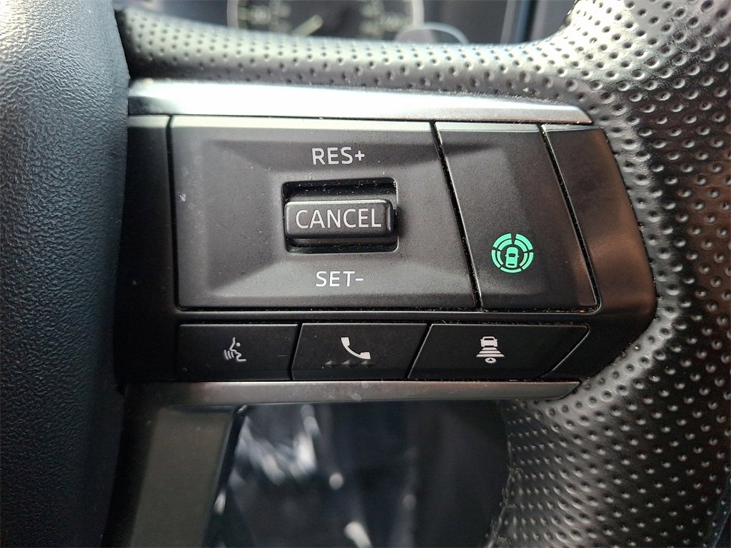 Used 2024 Mitsubishi Outlander SE image 25