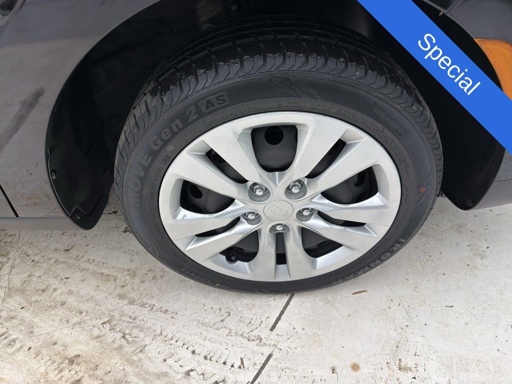 Used 2020 Kia Soul LX image 13