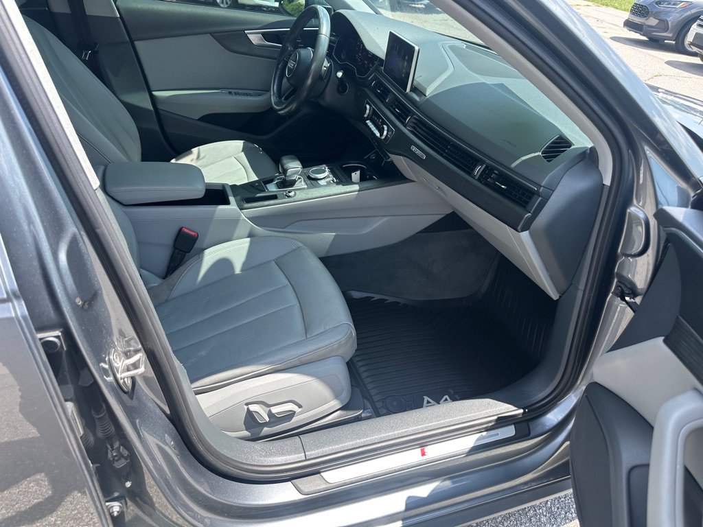 Used 2018 Audi A4 2.0T Premium AWD/4WD image 23