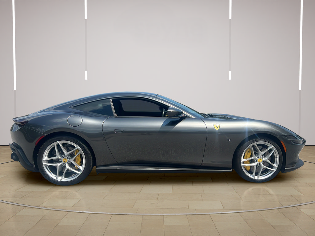 Used 2023 Ferrari Roma RWD image 8
