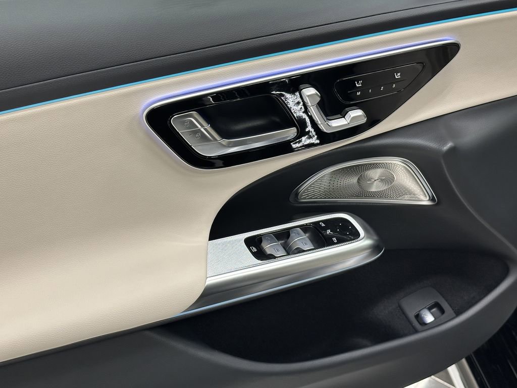 New 2026 Mercedes-Benz E 350 4MATIC Sedan image 10