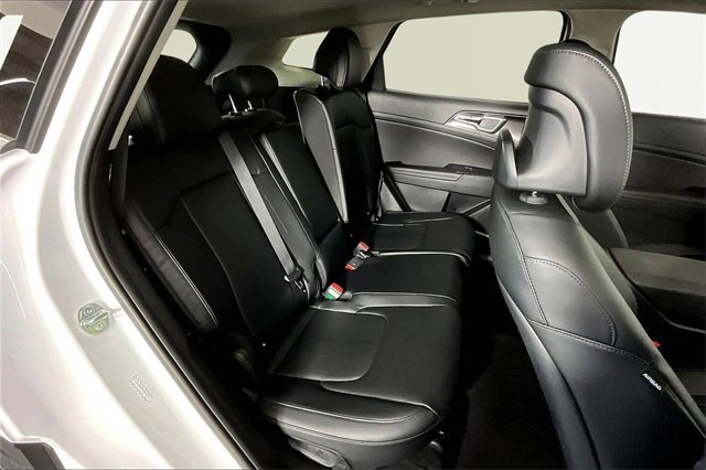 New 2026 Kia Sportage EX image 11