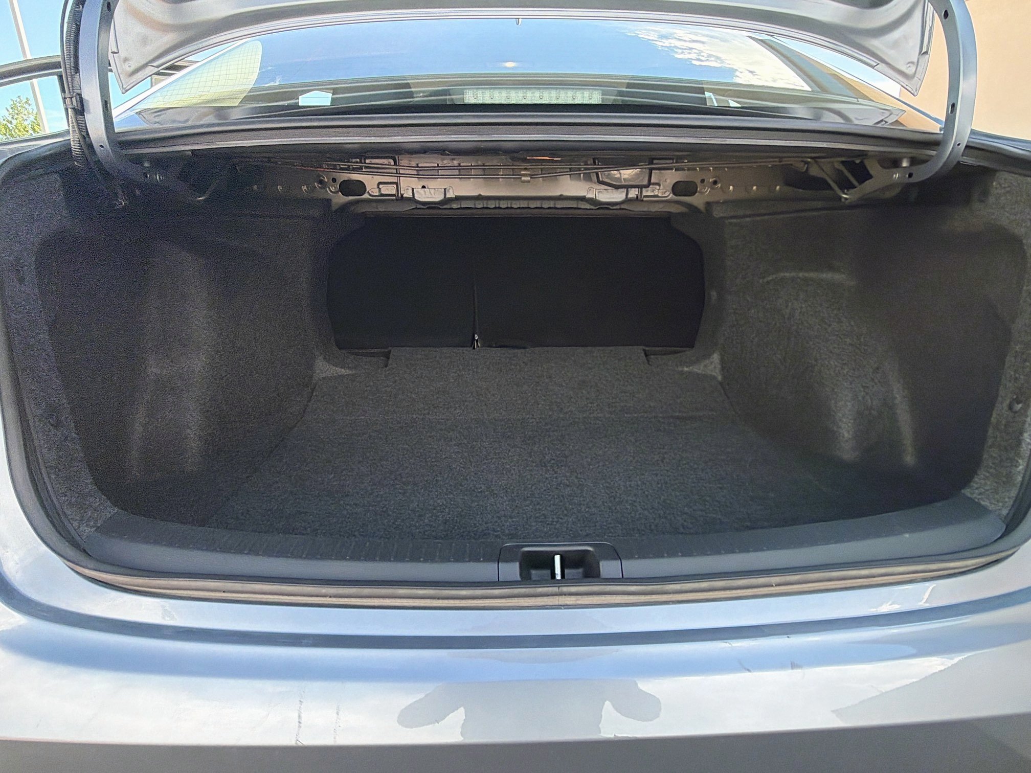 Used 2025 Toyota Corolla LE FWD image 26