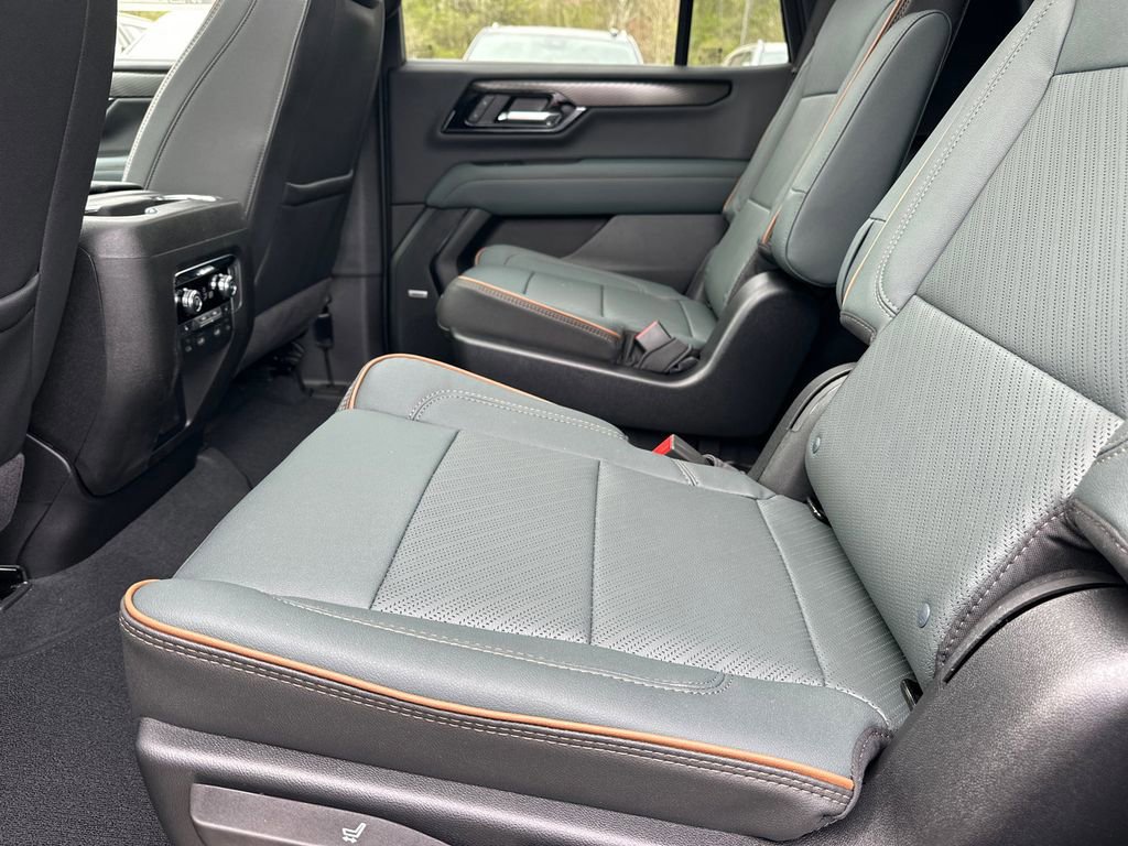 New 2026 GMC Yukon AT4 w/ AT4 Premium Plus Package image 21