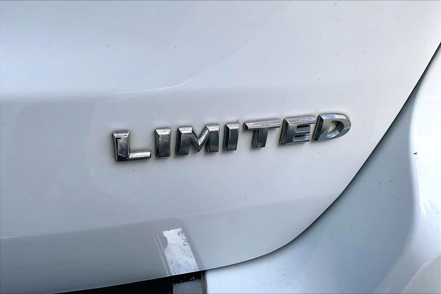 Used 2018 Jeep Grand Cherokee Limited w/ Trailer Tow Group IV AWD/4WD image 10