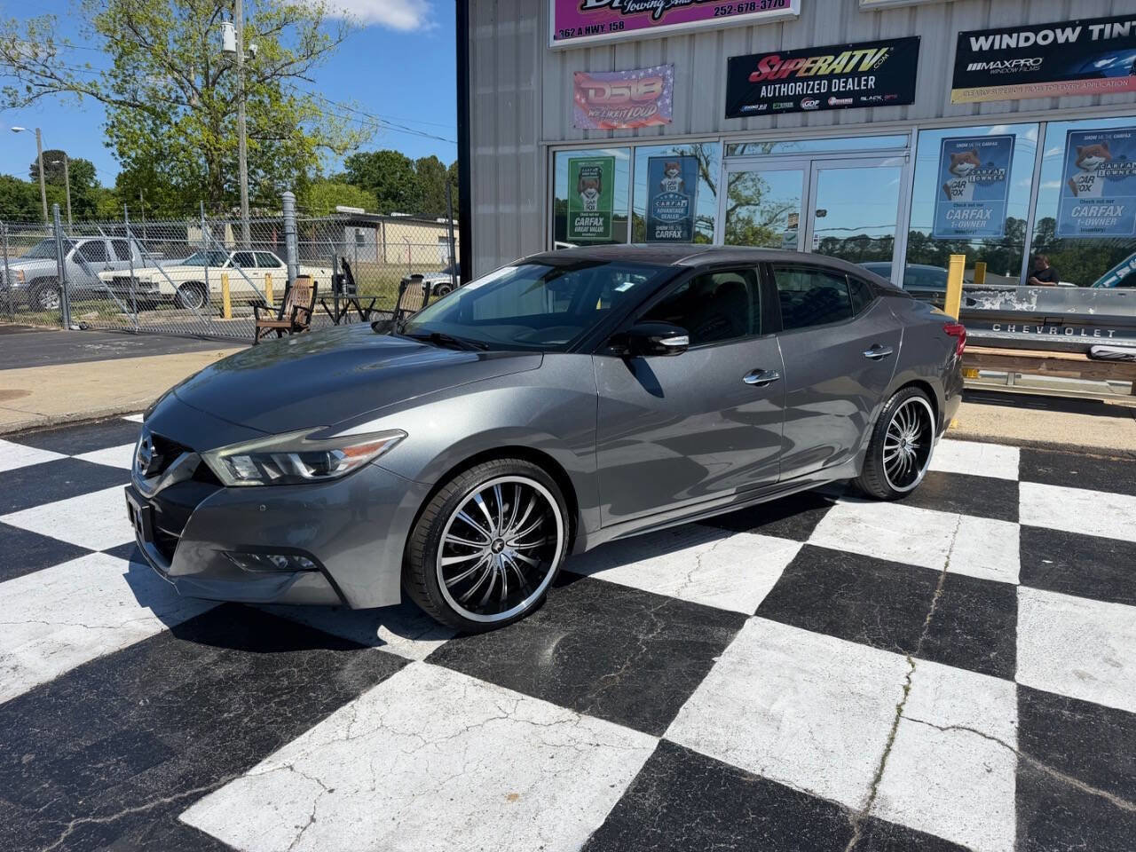 Used 2017 Nissan Maxima 3.5 SV FWD image 2