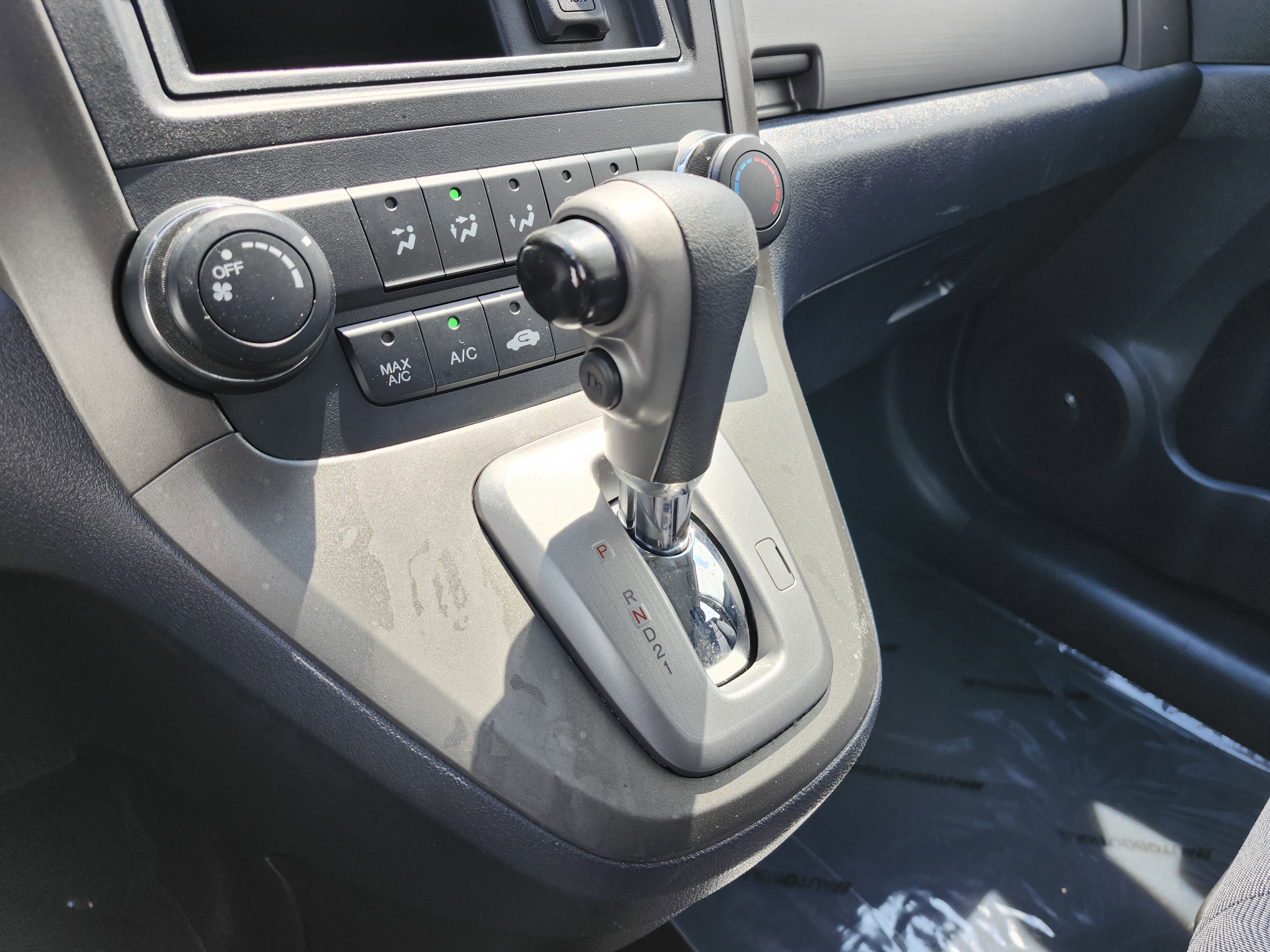 Used 2010 Honda CR-V LX image 6
