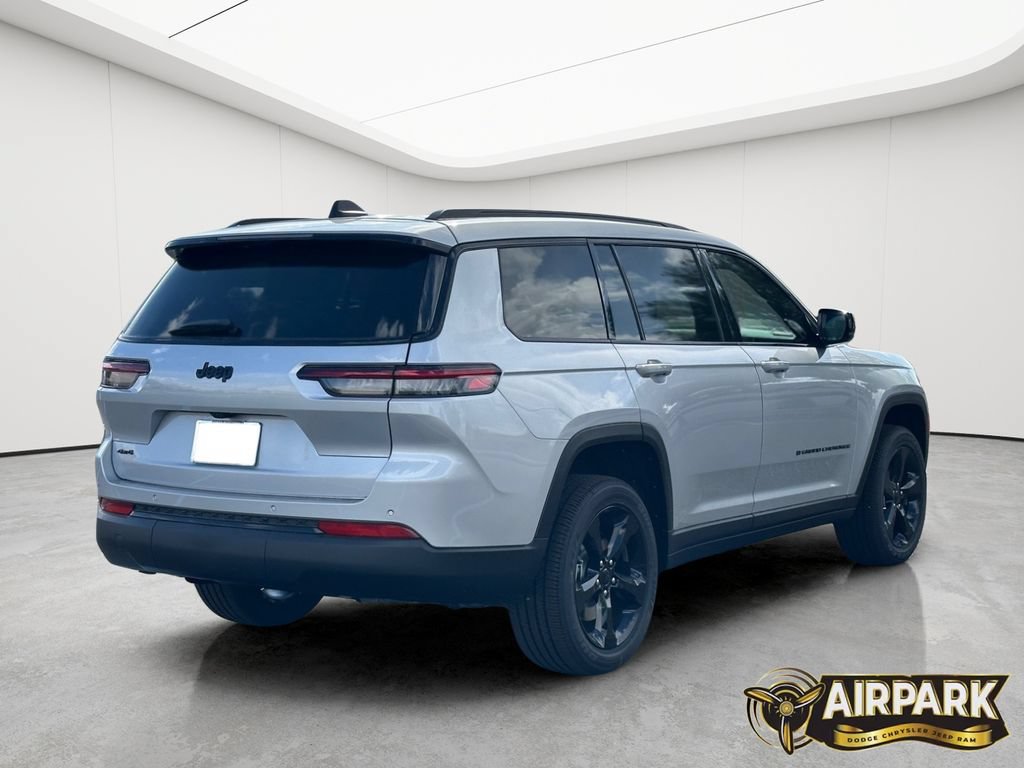 New 2025 Jeep Grand Cherokee L Altitude AWD/4WD image 4
