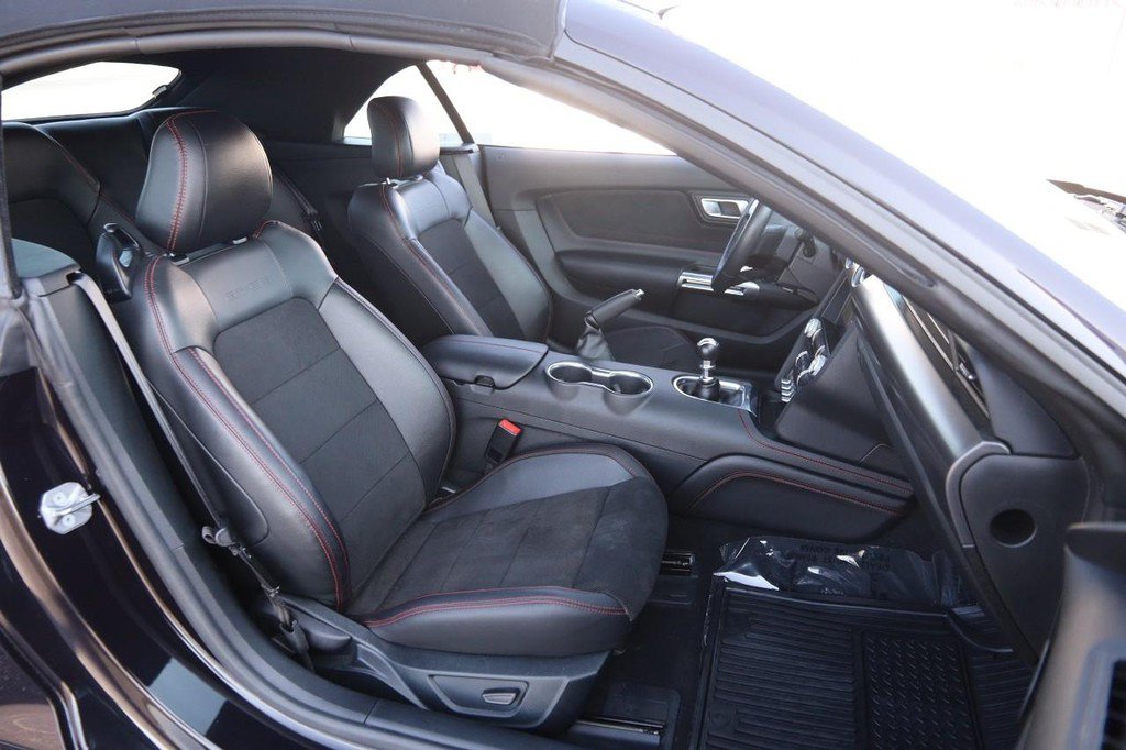 Used 2022 Ford Mustang GT Premium w/ Equipment Group 401A RWD image 22