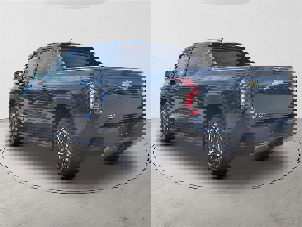 New 2026 Chevrolet Silverado EV LT image 7