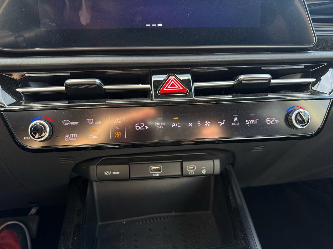 Used 2023 Kia Niro Wind w/ Wind Preserve Package FWD image 75