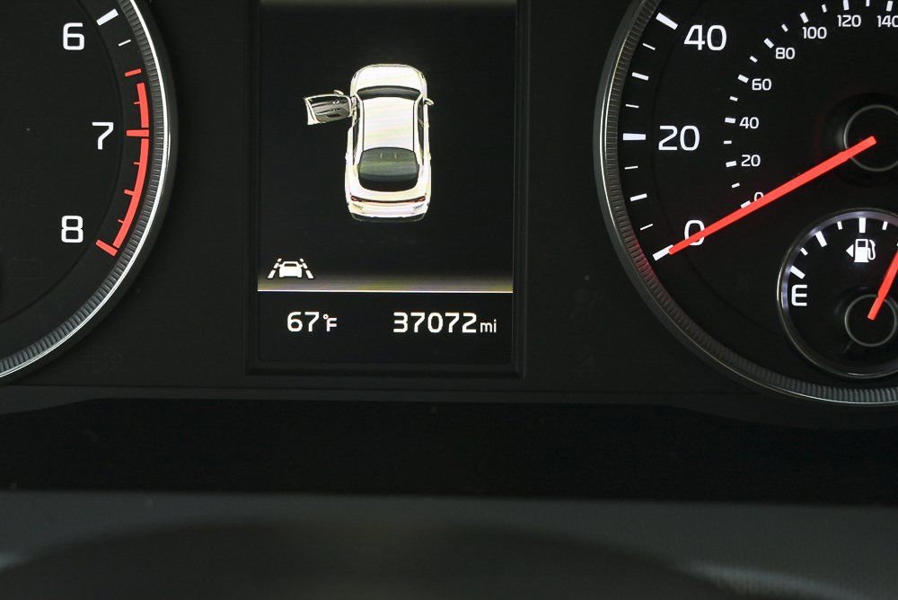 Used 2022 Kia K5 LX image 22