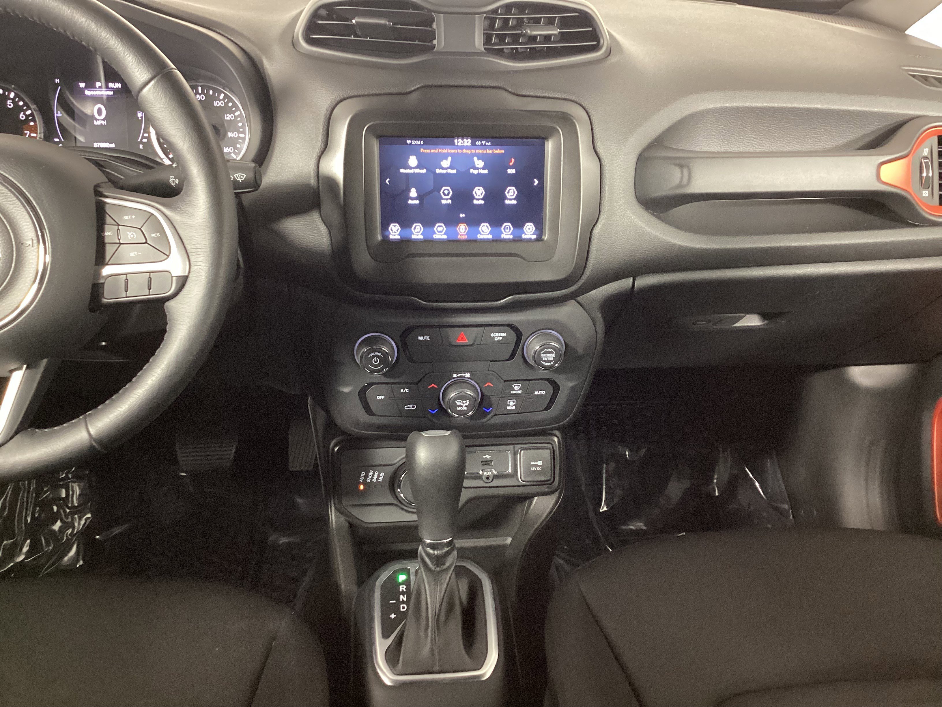 Used 2020 Jeep Renegade Latitude image 13