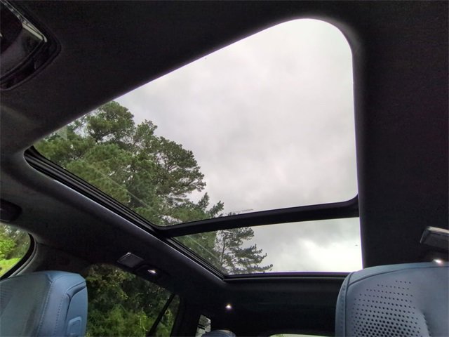 New 2026 Cadillac Vistiq Premium Luxury image 19