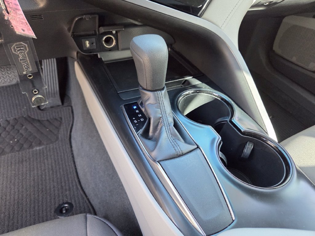 Certified 2019 Toyota Camry LE FWD image 27