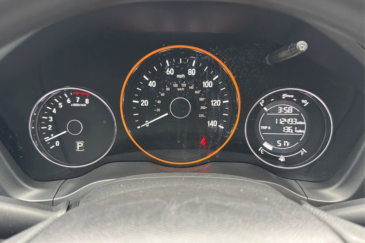 Used 2017 Honda HR-V LX image 16