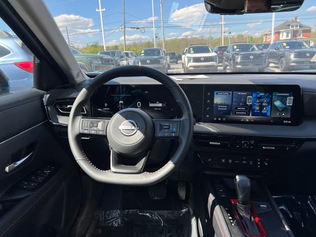 New 2026 Nissan Kicks SR w/ Illumination Package AWD/4WD image 17