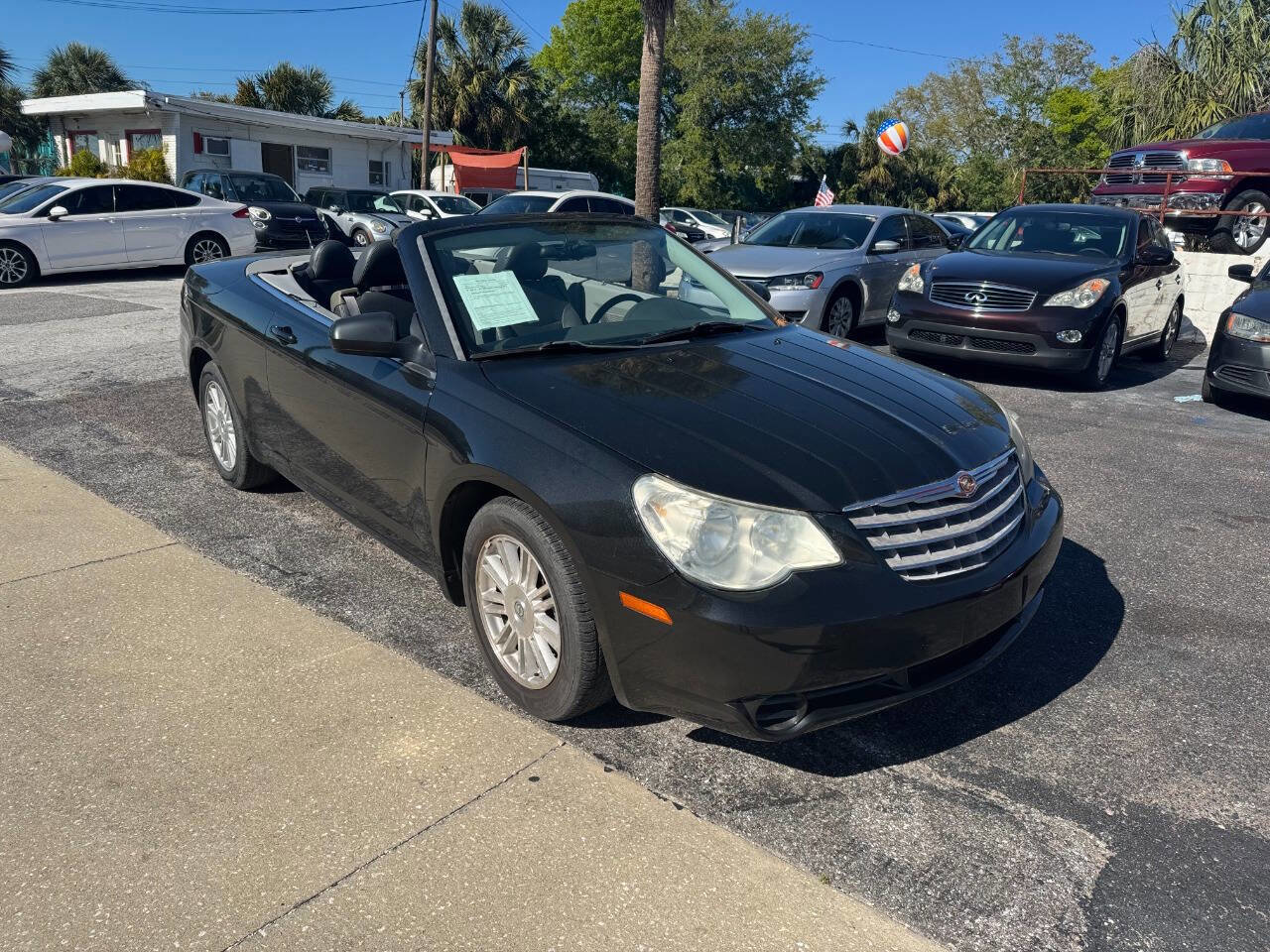 Used 2008 Chrysler Sebring LX image 2
