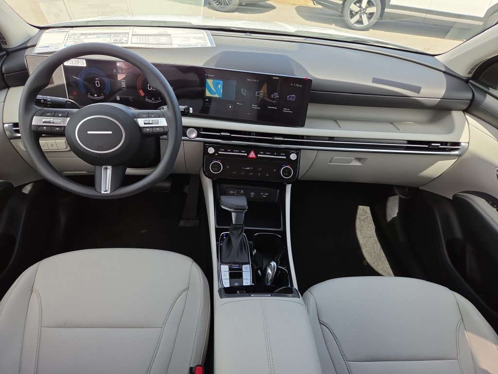New 2026 Hyundai Tucson SEL Plus FWD image 13