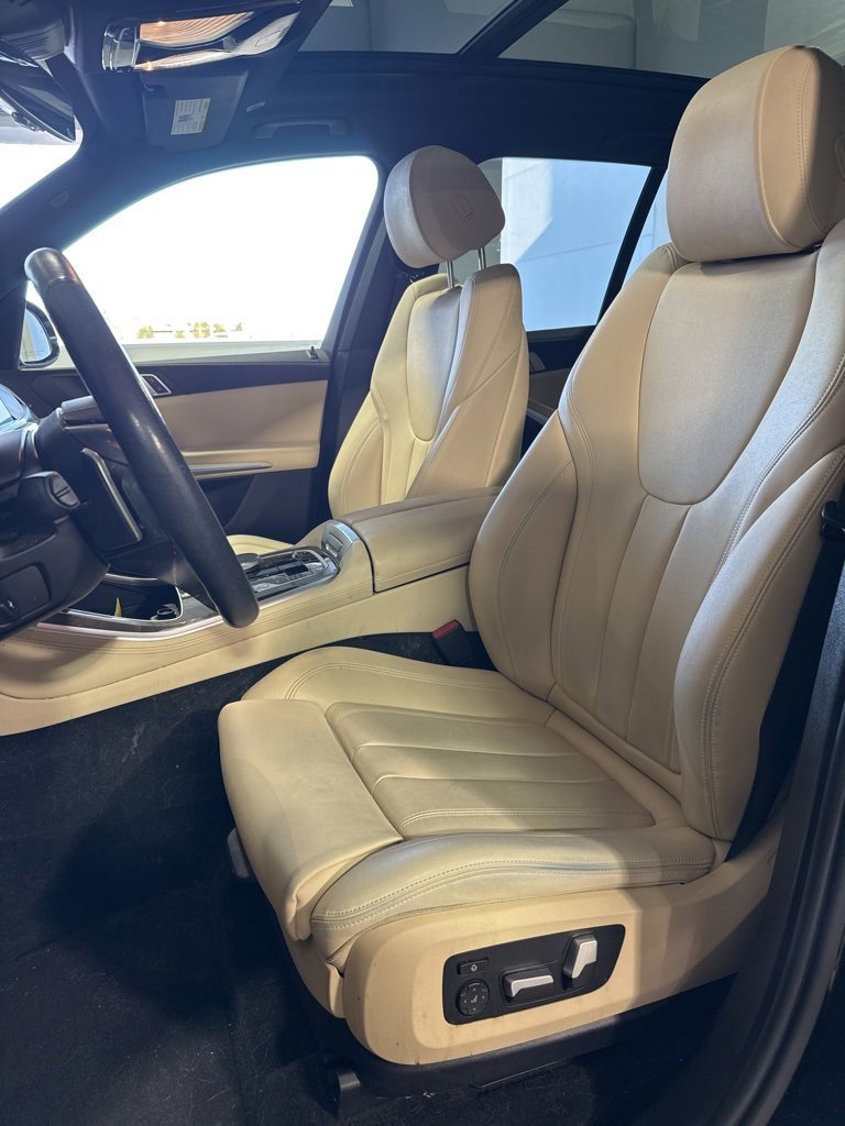 Used 2022 BMW X5 xDrive45e w/ Premium Package image 7
