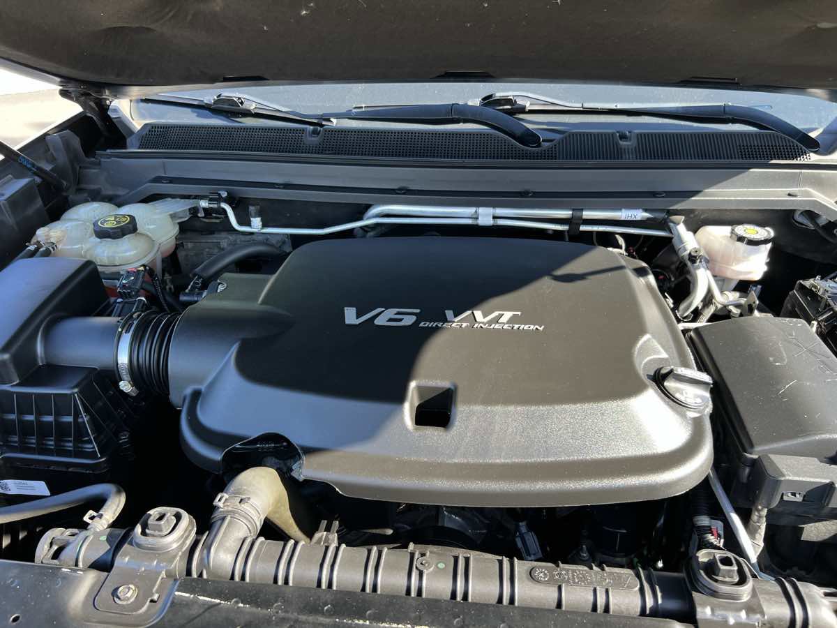 Used 2021 Chevrolet Colorado LT w/ Safety Package image 20