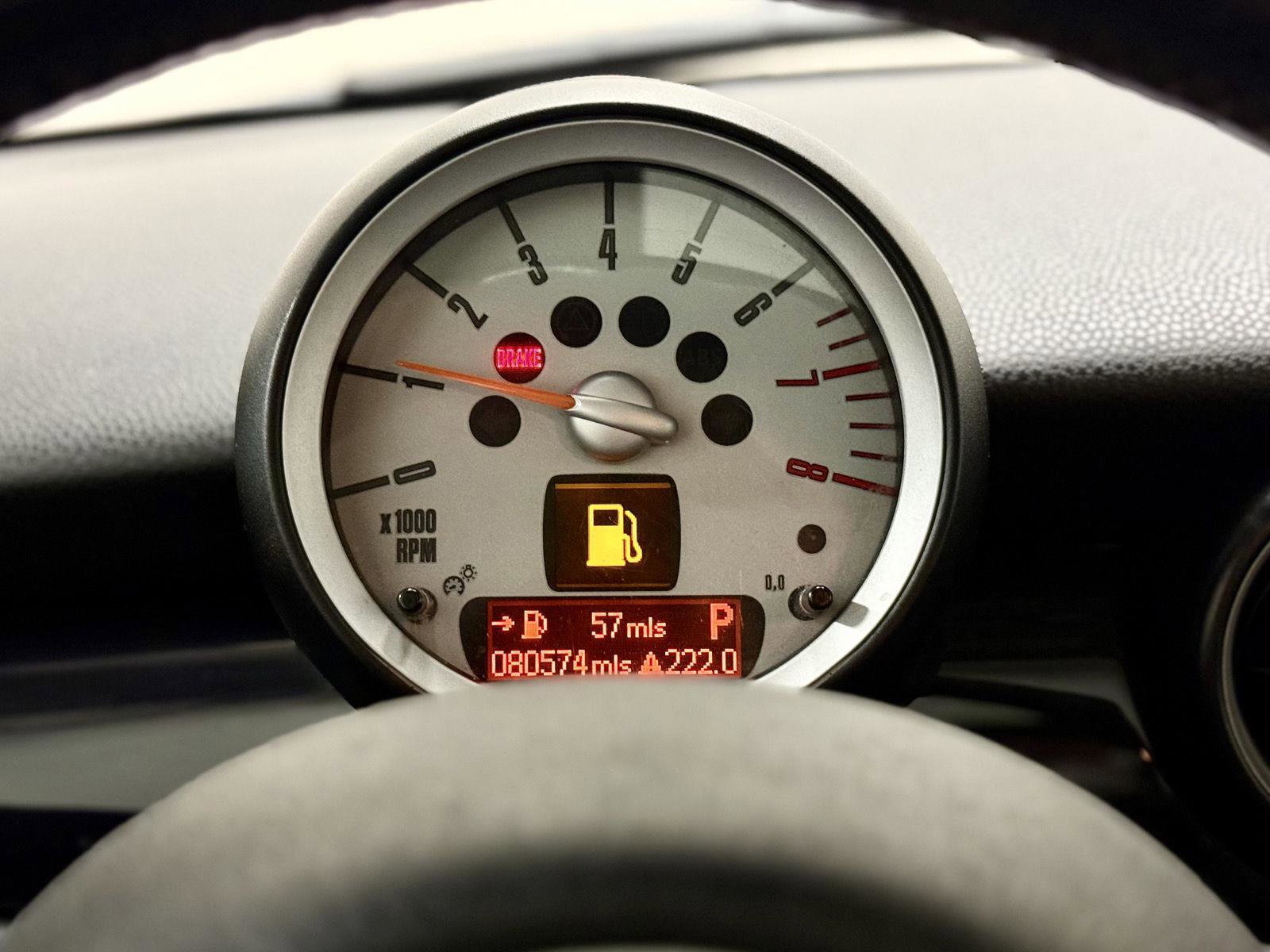 Used 2010 MINI Cooper S w/ Premium Pkg image 16