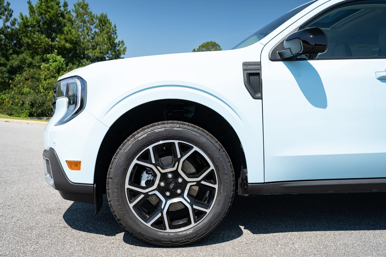 New 2026 Ford Maverick Lariat AWD/4WD image 4