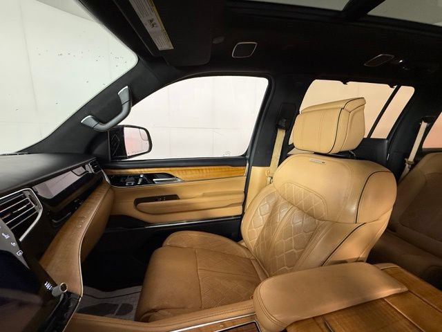 Used 2022 Jeep Grand Wagoneer Series III w/ Rear Seat Video Group 1 AWD/4WD image 80
