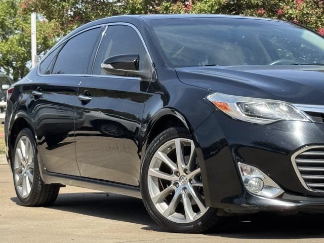 Used 2014 Toyota Avalon XLE Touring FWD image 3