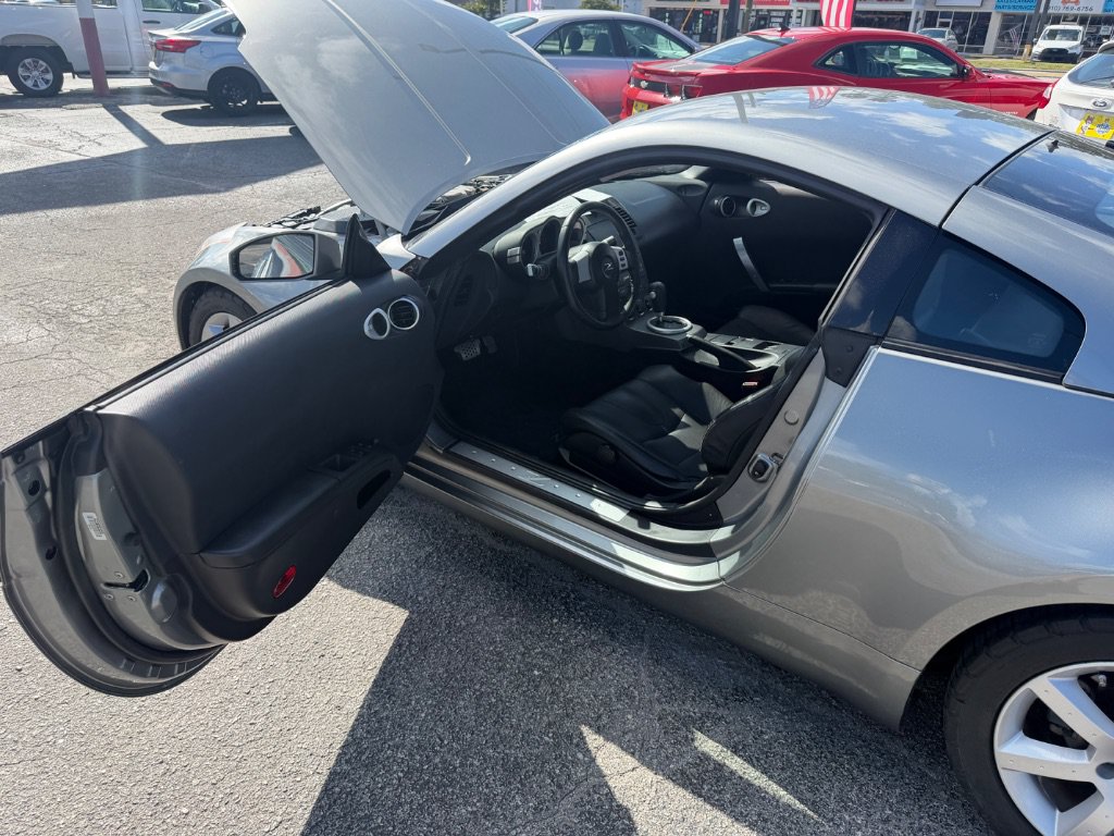 Used 2003 Nissan 350Z Touring RWD image 16