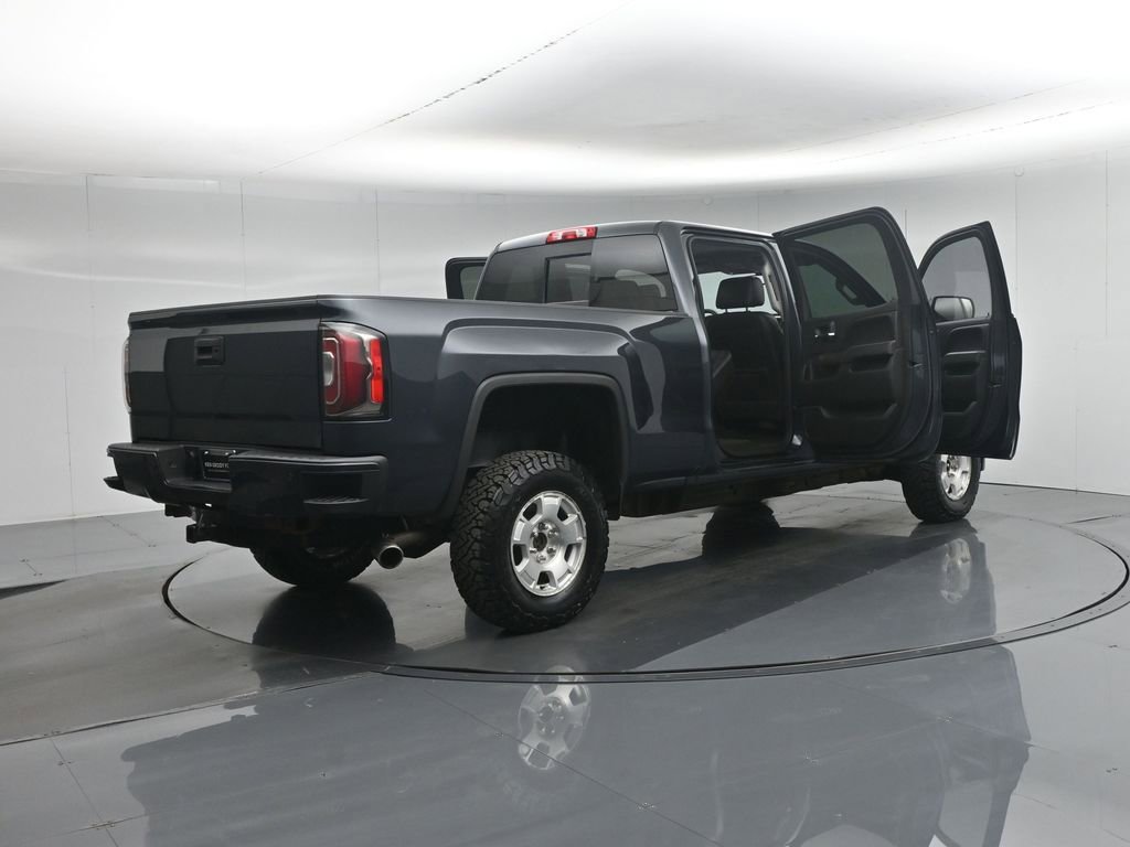Used 2018 GMC Sierra 1500 Denali image 30
