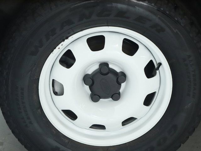 Certified 2023 Land Rover Defender 90 S image 37