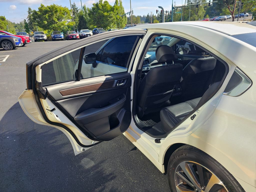 Used 2017 Subaru Legacy 3.6R Limited AWD/4WD image 15