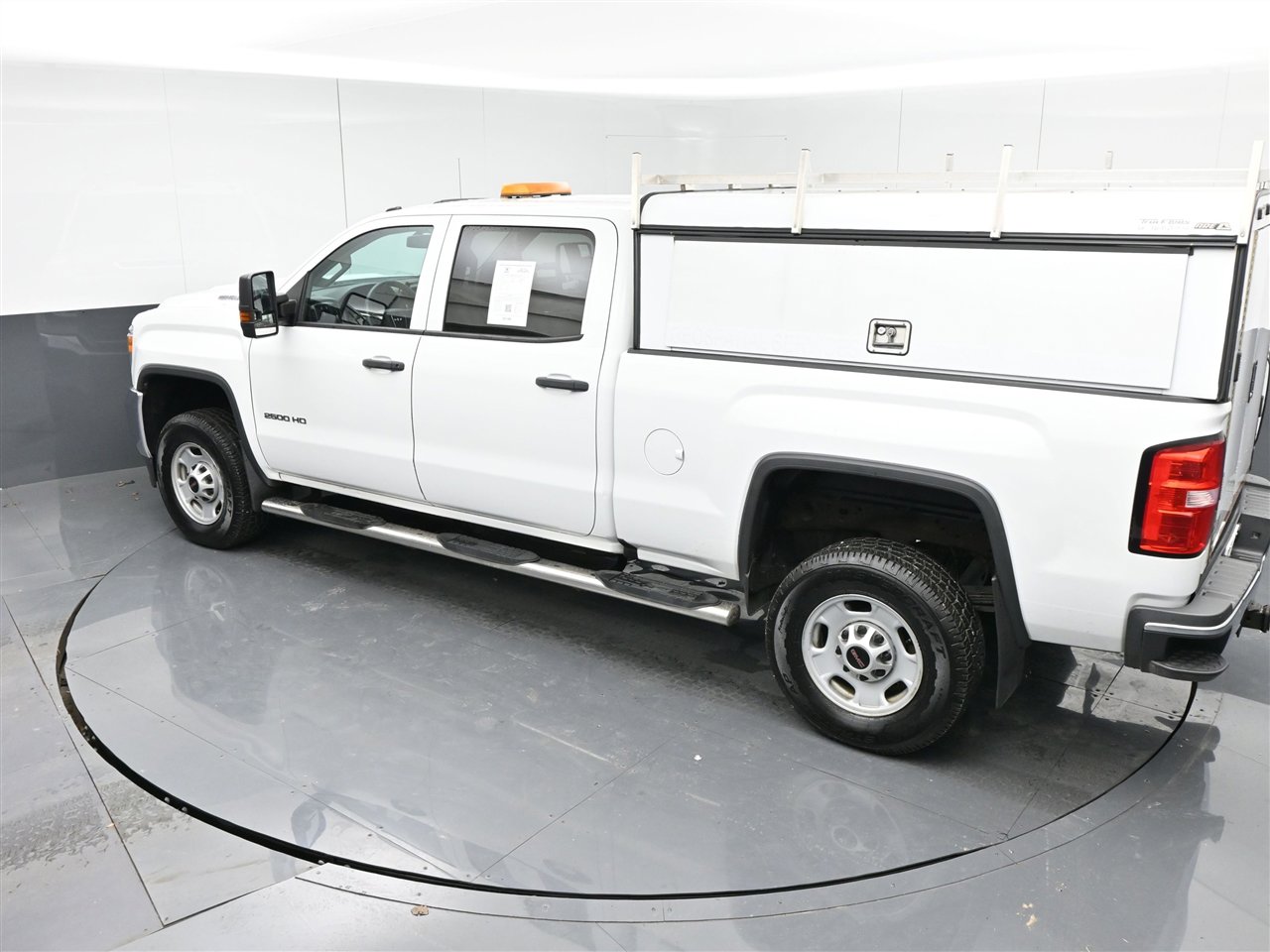 Used 2018 GMC Sierra 2500 2WD Crew Cab w/ Sierra Convenience Package image 28