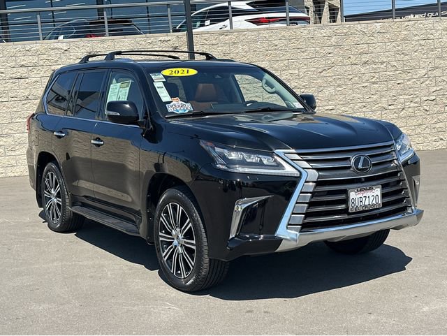 Used 2021 Lexus LX 570 4WD w/ Luxury Package image 2