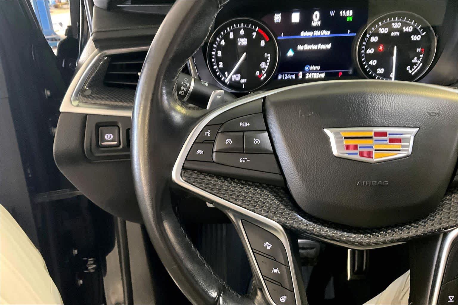 Used 2025 Cadillac XT5 Sportv w/ Technology Package AWD/4WD image 22