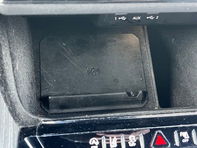 Used 2023 Jeep Wagoneer L Series III w/ Preferred Equipment Group image 49